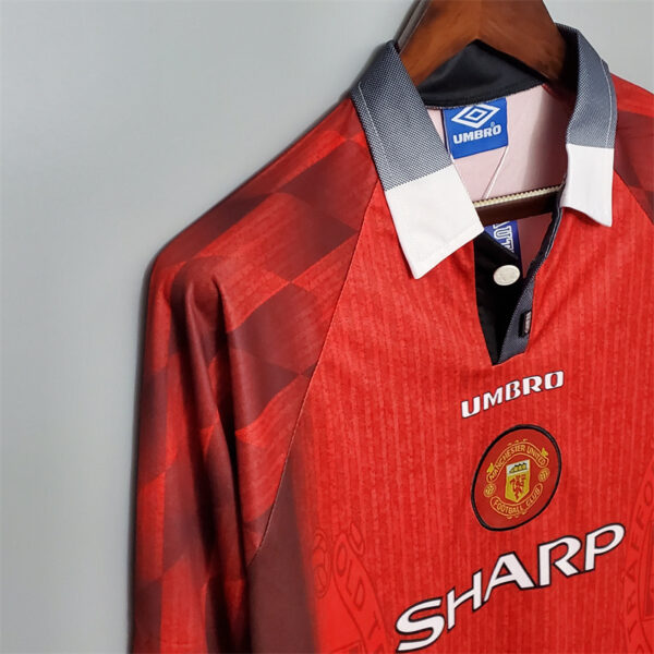 Manchester United 1996 Home Long Sleeve Retro Jersey - Image 3