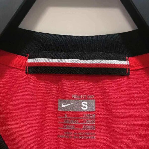 Manchester United 2009/2010 Home Retro Jersey - Image 3