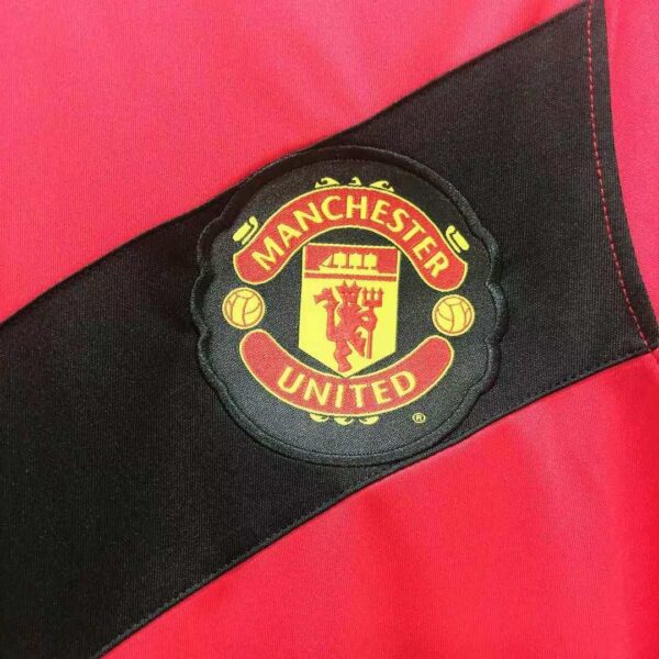 Manchester United 2009/2010 Home Retro Jersey - Image 5