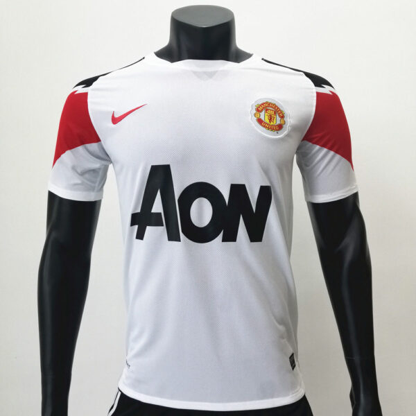 Manchester United 2010/2011 Away Retro Jersey