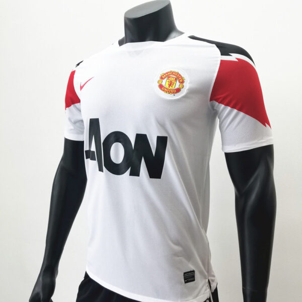 Manchester United 2010/2011 Away Retro Jersey - Image 3