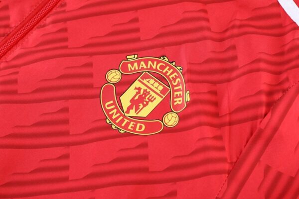 Manchester United 2022 Windbreaker Hoodie Jacket Red - Image 5