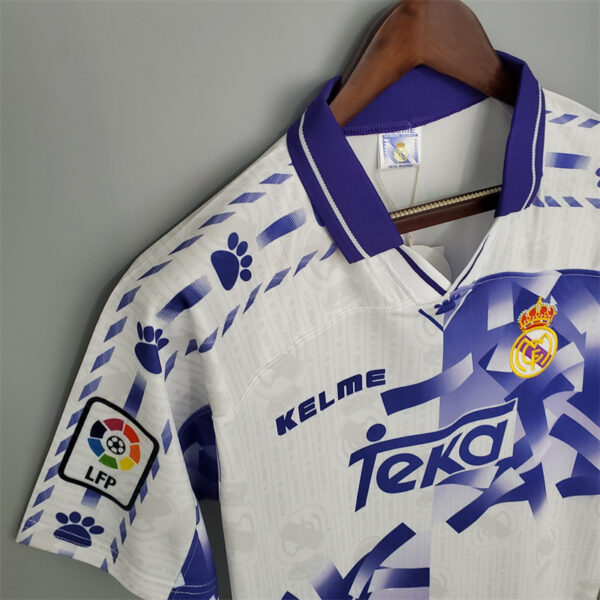 Real Madrid 1996/97 Third Away Retro Jersey - Image 3