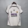 Real Madrid 2006/07 Home Retro Jersey - Image 12