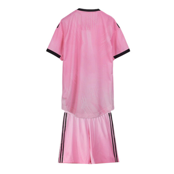 Real Madrid 2021/22 Y-3 Goalkeeper Kids Jersey And Shorts Kit - Image 2