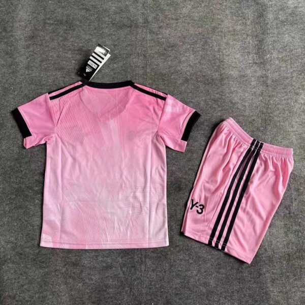 Real Madrid 2021/22 Y-3 Goalkeeper Kids Jersey And Shorts Kit - Image 3