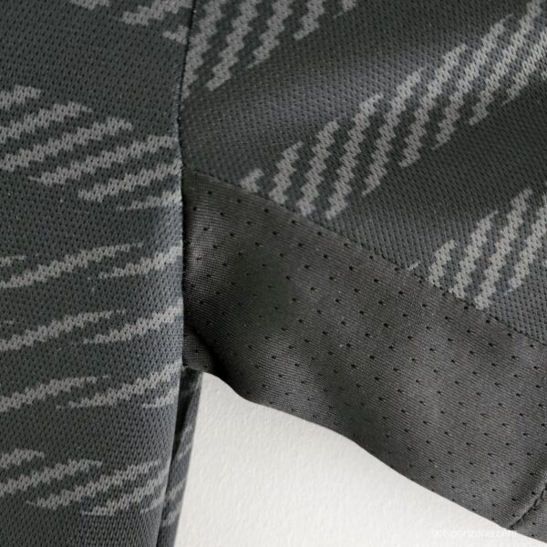Real Madrid 2022/23 Away Boutique Jersey - Image 4