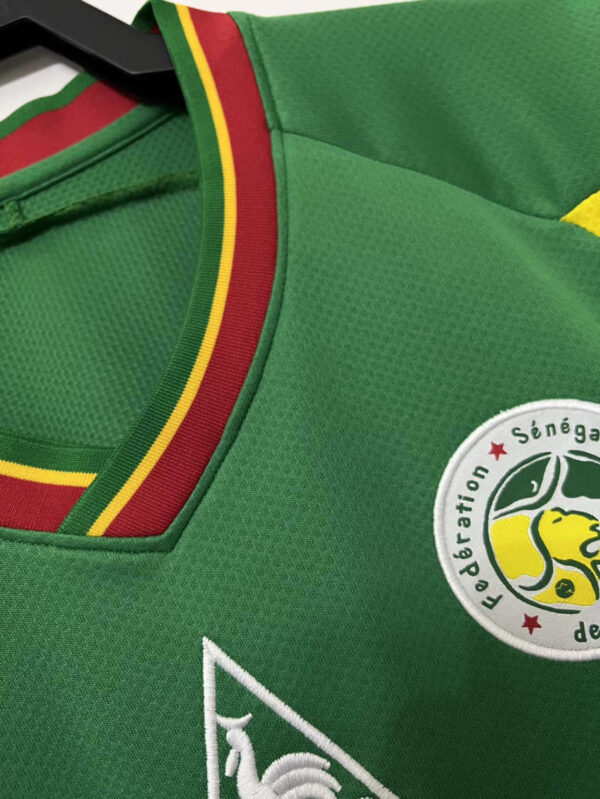 Senegal 2002/2003 Away Retro Jersey - Image 3
