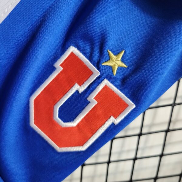 Universidad De Chile 2023/24 Home Kids Jersey And Shorts Kit - Image 9