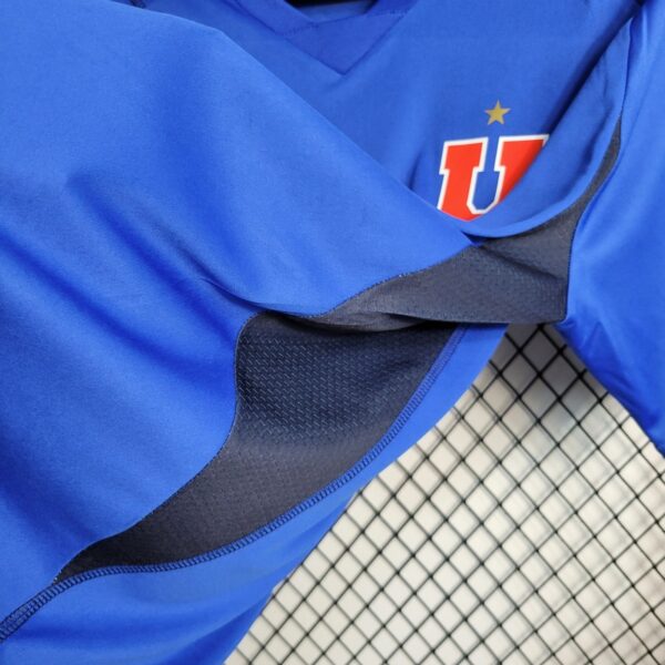 Universidad De Chile 2023/24 Pre-Match Training Boutique Jersey - Image 7