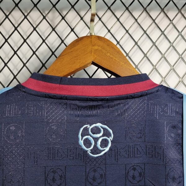 West Ham United 2011 Home Retro Jersey - Image 9